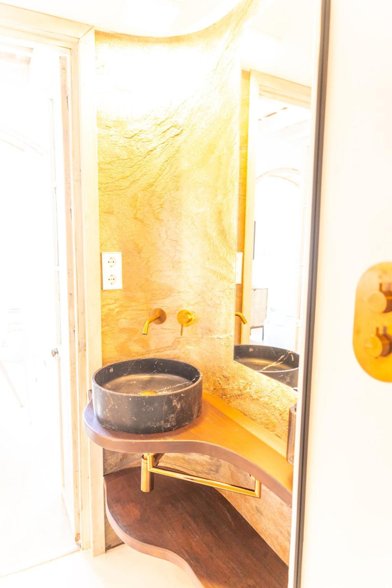 شقة Casa Acua Alta Aljaranda - De Diseno Casco Hist طريفة المظهر الخارجي الصورة