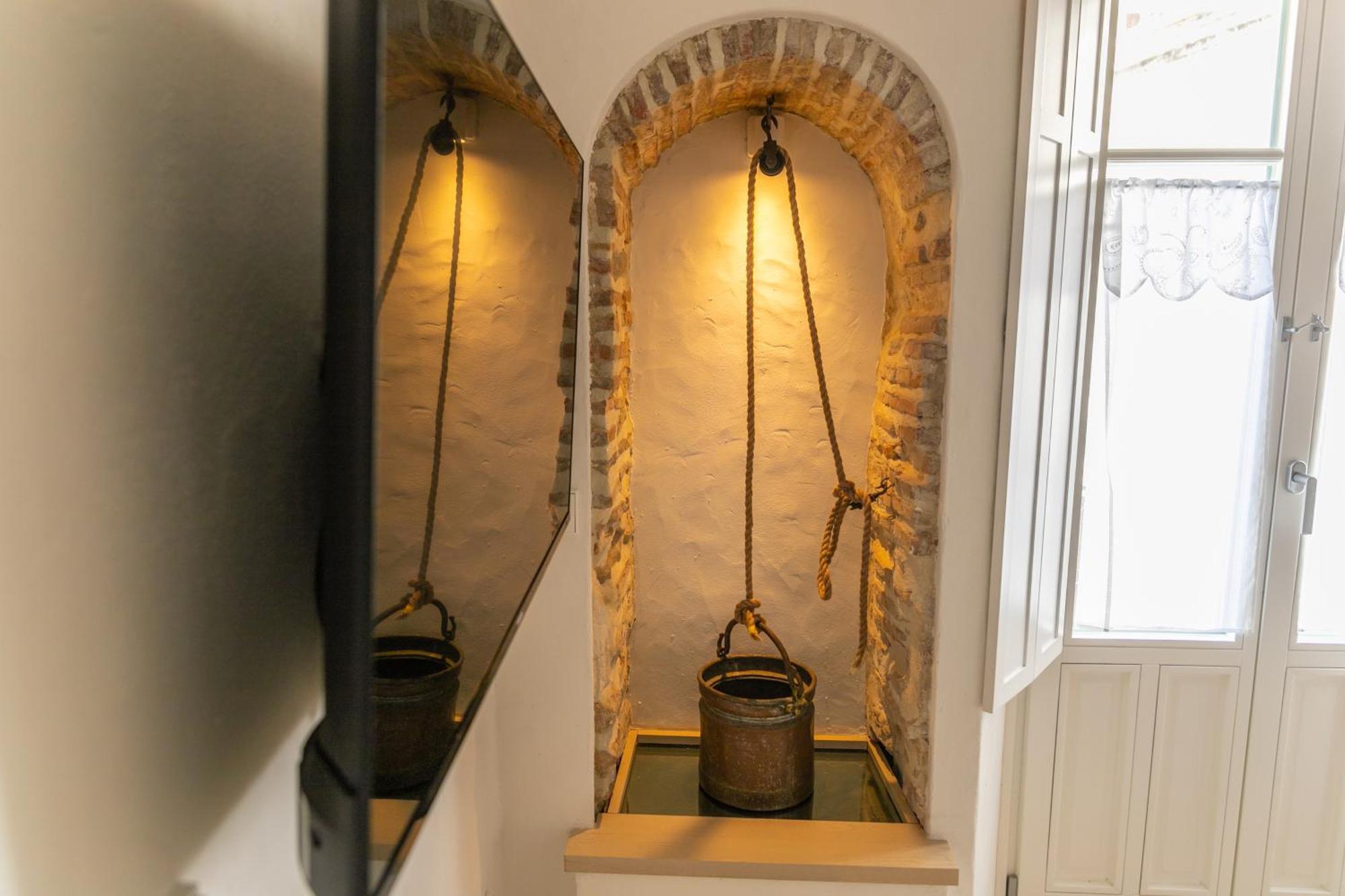 شقة Casa Acua Alta Aljaranda - De Diseno Casco Hist طريفة المظهر الخارجي الصورة